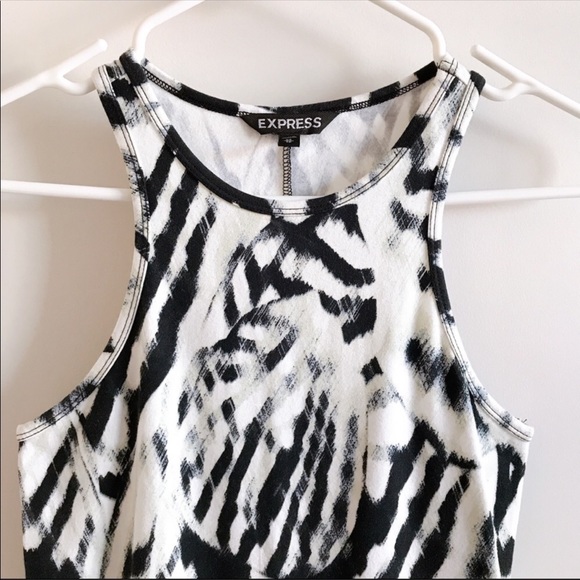 Express Printed Midi Dress - Picture 5 of 6